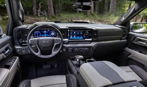 2023 Chevrolet Silverado 1500 Review | Interior, Engine & Tow Specs