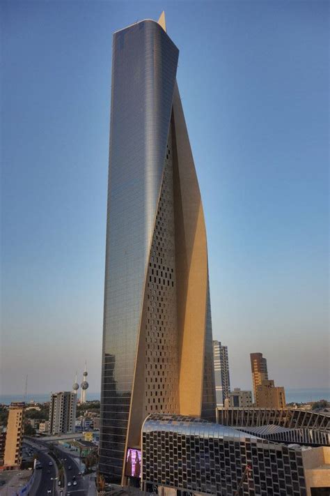 Al hamra tower Kuwait | Futuristic architecture, Amazing architecture ...