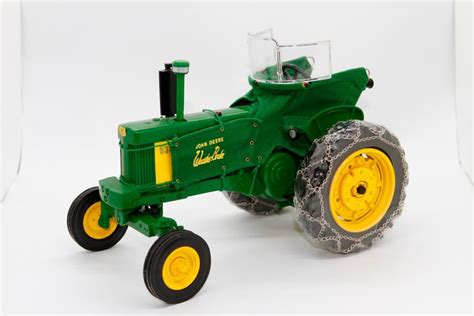 John Deere 530 tractor w/ Heat Houser 50th Anniversary w/ DVD Ertl 1:16 Has Box