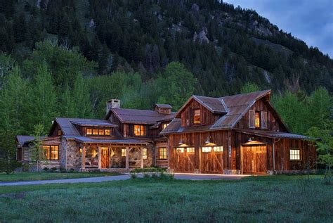 Rustic mountain house with a stunning timeless aesthetic in Idaho