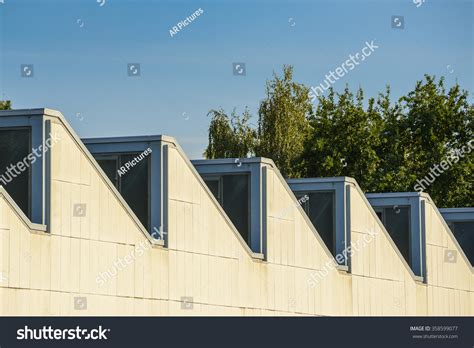 43 Saw Tooth Roof Images, Stock Photos & Vectors | Shutterstock