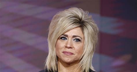 Theresa Caputo Talks Family in ‘Long Island Medium’ Sneak Peek ...