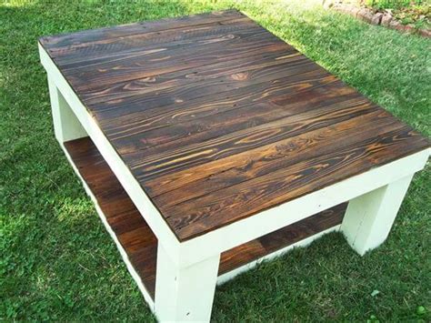 Reclaimed Pallet Wood Coffee Table | 101 Pallets