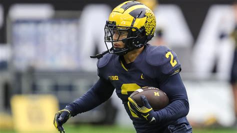 Blake Corum NFL draft projections: Stats, more to know for Michigan RB