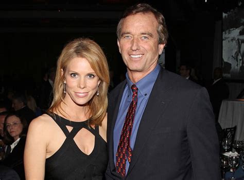 Cheryl Hines Kennedy: Robert Kennedy Jr.'s Wife (Bio, Wiki)