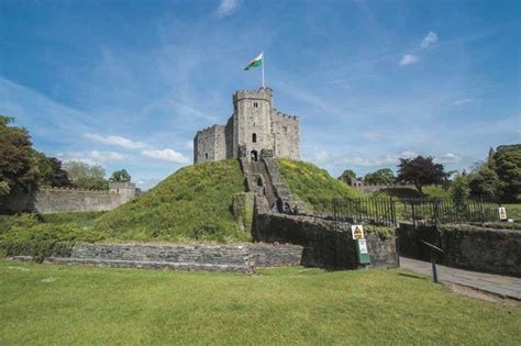 Cardiff Castle - The Castle Guide