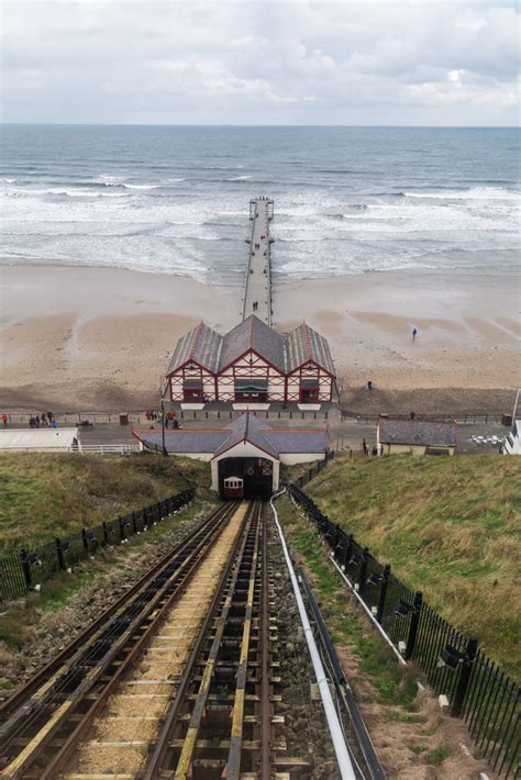 Saltburn Cliff Lift and pier © Oliver Mills :: Geograph Britain and Ireland