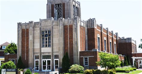 Holy Name Catholic Church | Beech Grove, IN