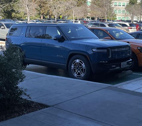 R1S, Blue spotted : r/Rivian