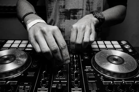 Dj Photos, Download The BEST Free Dj Stock Photos & HD Images