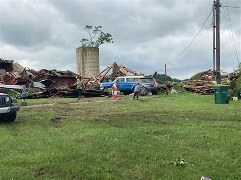 Lake Odessa residents clean up aftermath of Saturday's storm | WWMT