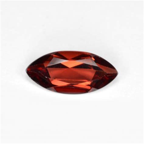 Pyrope Garnet: Buy Pyrope Garnet Gemstones at Affordable Prices