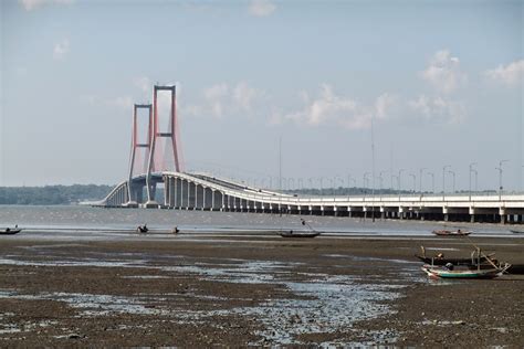 Rudy's Blog: Jembatan-jembatan panjang di Indonesia