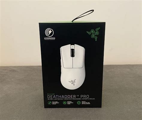 Razer DeathAdder V3 Pro Wireless Mouse Review