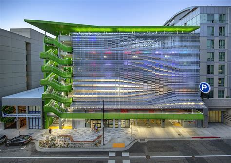 A Berkeley parking garage that even car-haters can love