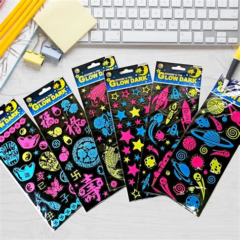 Glow in the dark stickers | Taiwantrade.com