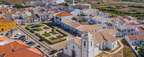 In Vila do Bispo kommen auf 100 Einwohner 30 Ausländer | Algarve Guide