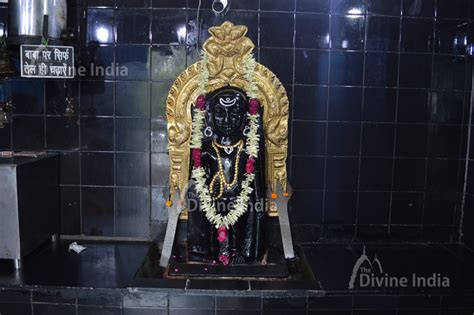 Shri Siddhi Peeth Shani Temple : Shri Shani Dev Statue at Shri Shani ...