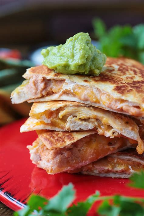 Ultimate Chicken Quesadillas Recipe | Mantitlement