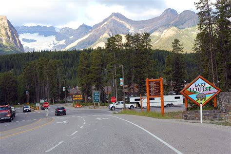 Canadian Rockies Summer Camping Guide 2017 - Lake Louise, Field & Golden