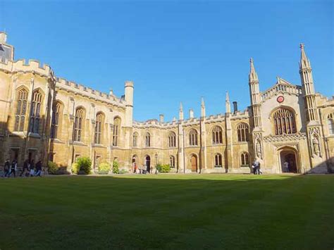 6 Superb Universities around the World to Study Math