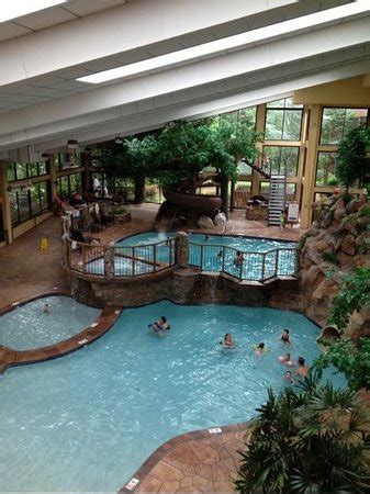 Indoor Pool - Picture of Park Vista - DoubleTree by Hilton Hotel - Gatlinburg, Gatlinburg ...