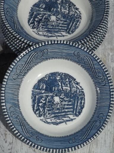 vintage Royal china blue & white Currier & Ives pattern fruit bowls set