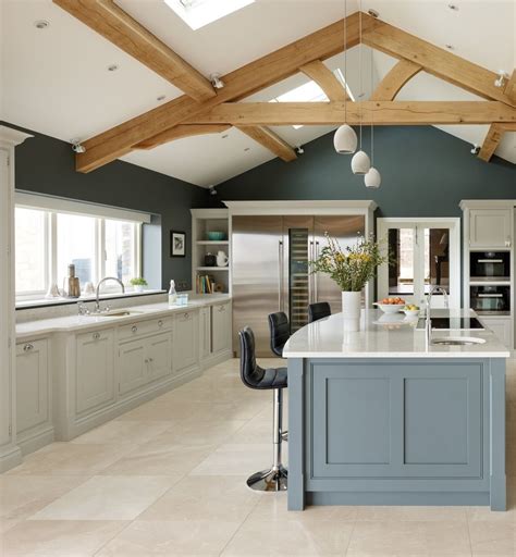 Tom Howley Kitchens on Instagram: “A large island beneath the beautiful ...