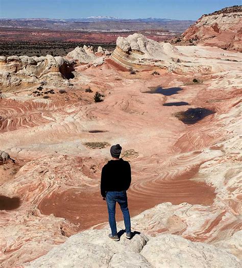 Hiking White Pocket in Northern Arizona - DesertUSA