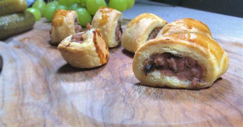 Mini Sausage Rolls | Recipe | Cuisine Fiend