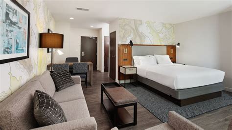 Hotels in Downtown Amarillo - Embassy Suites Amarillo Downtown