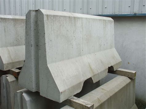 Precast Concrete Barrier - Concrete Barrier Block Latest Price, Manufacturers & Suppliers