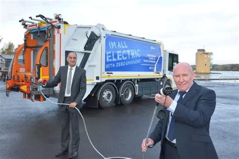 North Lanarkshire Council save £88 per day with new electric bin lorry ...