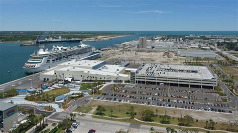 Port Canaveral Cruise Terminal No. 1 Parking Garage – BEA architects