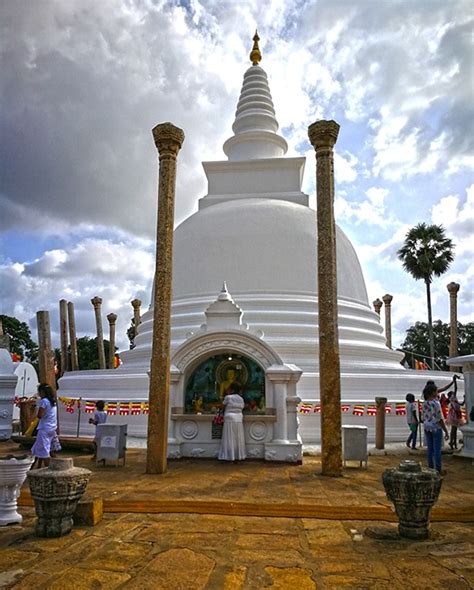 Thuparamaya - One of The Atamasthana | Anuradhapura