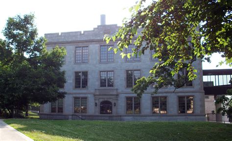 File:University of Arkansas Chemistry Building.jpg - Wikimedia Commons