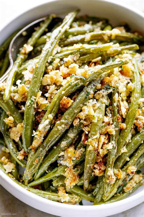 Garlic Parmesan Roasted Green Beans Recipe – How to Roast Green Beans — Eatwell101