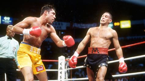 Oscar De La Hoya Las Vegas : Oscar De La Hoya Julio Cesar Chavez Get Flashbacks Of Their Fights ...