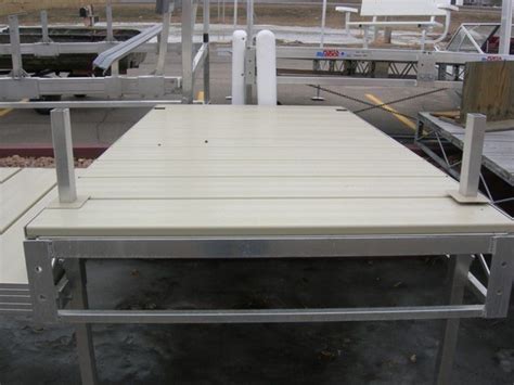 Aluminum Dock 8' Long Section with Aluminum Decking UBWAP45 | Boat World