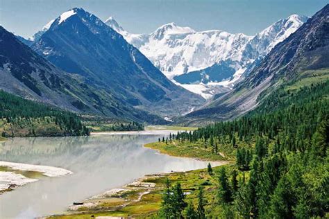 Trekking in the Altai mountains of Kazakhstan | Caravanistan