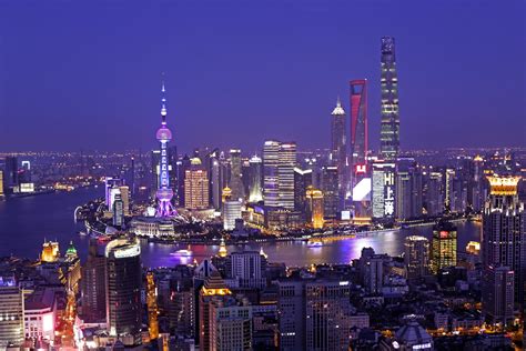 Shanghai Skyline at night [2500 x 1667] [OC] : CityPorn