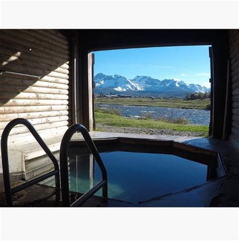 Mountain Village Resort - UPDATED 2018 Prices & Lodge Reviews (Stanley ...