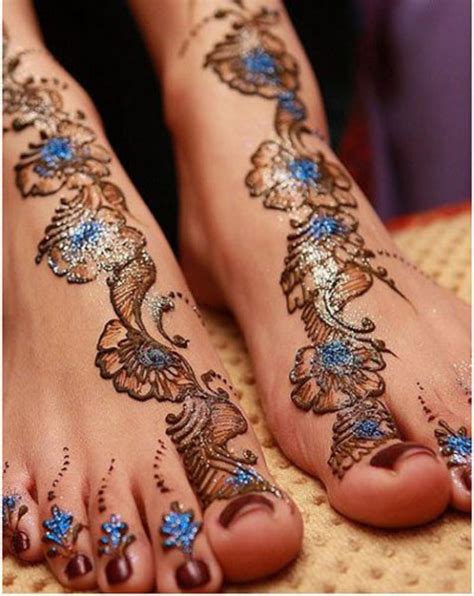 15 Trendy Foot Mehndi Designs with Pictures | Style At Life