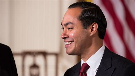 Julián Castro says he's "likely" to run for president in 2020