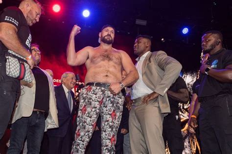 Tyson Fury's 'love handles' mocked by former world champion ahead of ...