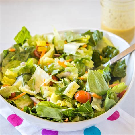 Simple Tossed Salad - Dinners, Dishes, and Desserts