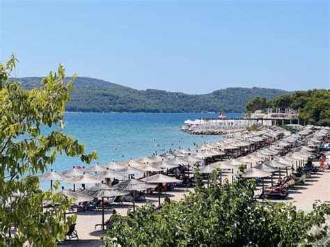 8 of the best Sibenik beaches you need to visit - mudpiefridays.com