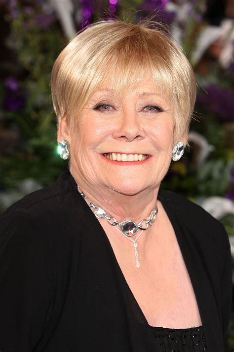 Liz Dawn, who played Coronation Street's Vera Duckworth, dies aged 77 ...