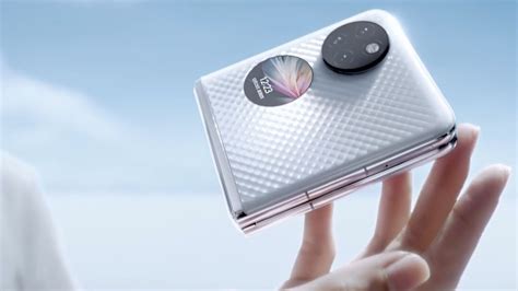 Huawei P50 Pocket foldable flip phone launched with 6.9 inch 120Hz ...