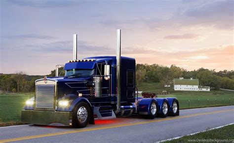 Kenworth W900 Custom Paint BbZRZaSc FewMo.com – Cool Car Wallpapers Desktop Background